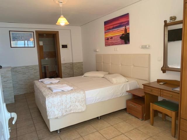 Kassiopi Bay Apartment Екстериор снимка