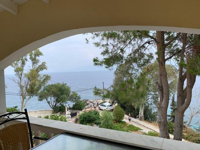 Kassiopi Bay Apartment Екстериор снимка